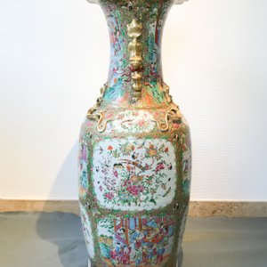 Een paar grote Chinese Canton famille rose vazen, 19e eeuw — foto 44