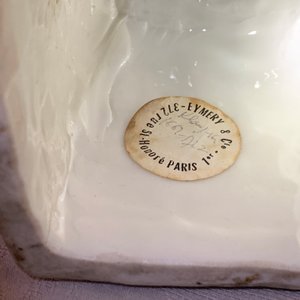 Een paar grote Chinese Dehua blanc de Chine wierookhouders in de vorm van boeddhistische leeuwen, Kangxi — foto 17