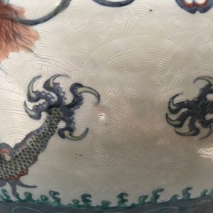 Een paar grote Chinese doucai vazen met draken, Qianlong merk, 19e eeuw — foto 17