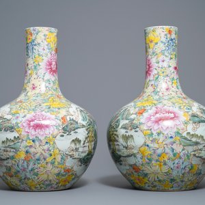 Een paar grote Chinese famille rose millefleurs vazen, Qianlong merk, ca. 1900 — foto 4
