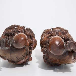 Een paar grote Chinese houten figuren van onsterfelijken, 19/20e eeuw — foto 5