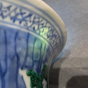 Een paar grote Chinese wucai 'gu' vazen, Transitie periode — foto 15