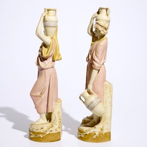 Een paar grote figuren met kruiken in Griekse stijl, Royal Dux, Bohemen, begin 20e eeuw — foto 3