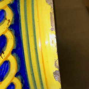 Een paar grote polychrome albarelli in Italiaanse majolica, Palermo, atelier Lazzaro, ca. 1600 — foto 10