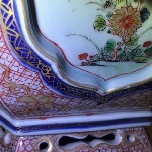 Een paar hexagonale Chinese famille verte jardinières, Kangxi/Yongzheng — foto 29