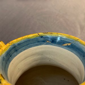 Een paar Italiaanse majolica siroopkannen met wapens, Deruta of Umbrië, 17e eeuw — foto 16