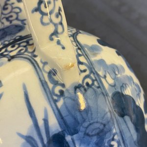 Een paar Japanse blauw-witte Arita kannen, Edo, 17/18e eeuw — foto 8