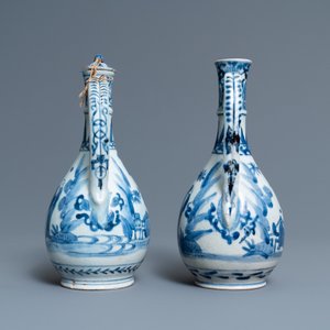 Een paar Japanse blauw-witte kannen, Arita, Edo, 17e eeuw — foto 5