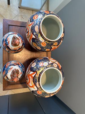 Een paar Japanse Imari dekselvazen, Edo, 18/19e eeuw — foto 5