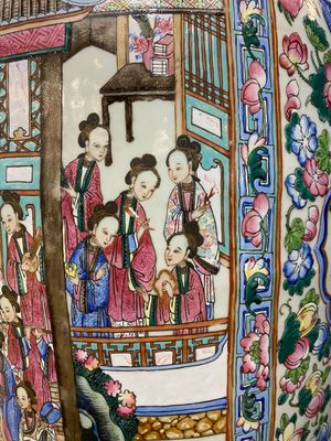 Een paar kapitale Chinese famille rose vazen, 19e eeuw — foto 19