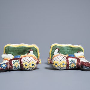 Een paar polychrome Delftse modellen van circuspaarden, 19e eeuw — foto 6