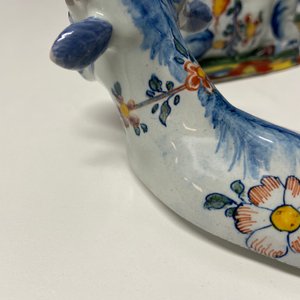 Een paar polychrome Delftse terrines in de vorm van koeien, 18e eeuw — foto 15