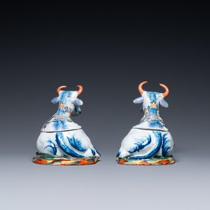 Een paar polychrome Delftse terrines in de vorm van koeien, 18e eeuw — foto 5
