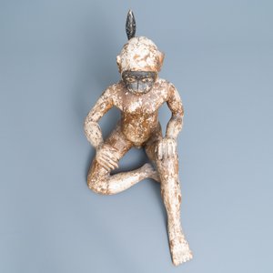 Een paar polychrome houten figuren van apen, Zuid-Oost Azië, 19e eeuw — foto 7