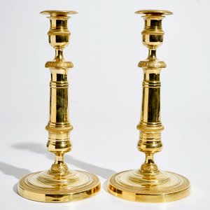 Een paar verguld bronzen Empire kandelaars, Frankrijk, 19e eeuw — foto 2