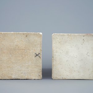 Een paar vierkante Chinese famille rose theebussen met deksels, Yongzheng, 1723-1735 — foto 7