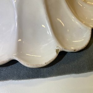 Een paar witte Delftse plooischotels, 17e eeuw — foto 12