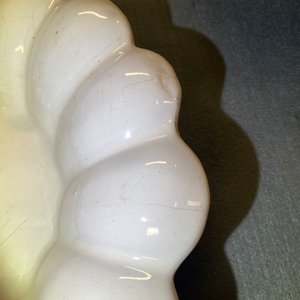 Een paar witte Delftse plooischotels, 17e eeuw — foto 7