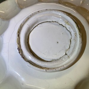 Een paar witte Delftse plooischotels, 17e eeuw — foto 10