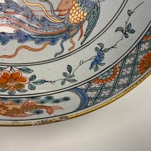 Een paar zeer fijne Delftse chinoiserie borden in famille verte-stijl, 18e eeuw — foto 12