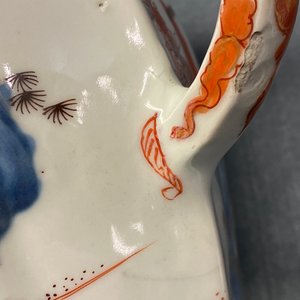 Een paar zeer grote Chinese Imari-stijl theepotten met deksels, Kangxi — foto 23