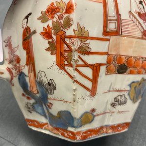 Een paar zeer grote Chinese Imari-stijl theepotten met deksels, Kangxi — foto 28