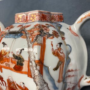 Een paar zeer grote Chinese Imari-stijl theepotten met deksels, Kangxi — foto 45
