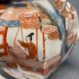 Een paar zeer grote Chinese Imari-stijl theepotten met deksels, Kangxi — foto 53