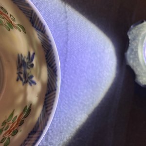 Een paar zeldzame Chinese famille noire koppen en schotels, Kangxi — foto 15