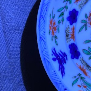 Een paar zeldzame Chinese famille noire koppen en schotels, Kangxi — foto 10