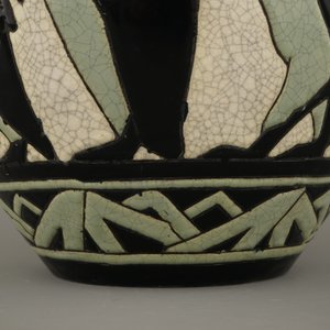 Een pinguïn vaas, ontwerp van Charles Catteau voor Boch Kéramis, ca. 1927 — foto 8