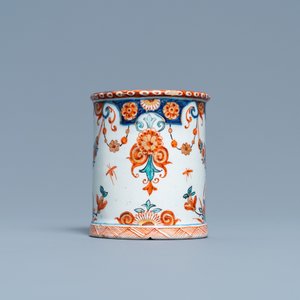 Een polychrome Delftse doré jampot, 18e eeuw — foto 2