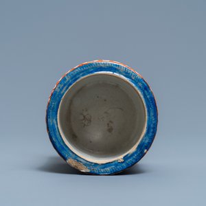 Een polychrome Delftse doré jampot, 18e eeuw — foto 6