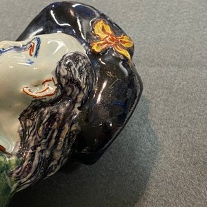 Een polychrome Delftse figuur van een doedelzakspeler, 18e eeuw — foto 10
