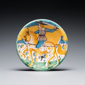 Een polychrome Italiaanse majolica schotel met een ruiter, Montelupo, 17e eeuw — foto 1