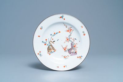 Een polychroom Kakiemon-stijl bord met een tijger, porselein uit Meissen, Duitsland, 18e eeuw