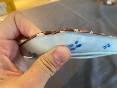 Een rechthoekig blauw-wit Delfts haringbord, 18e eeuw — foto 8