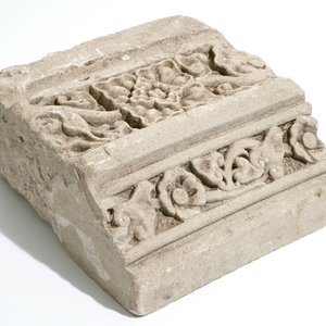 Een Romaans zandstenen boogfragment, Frankrijk, 12/13e eeuw — foto 2