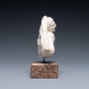 Een Romeins marmeren fragment, 1/4e eeuw — foto 3