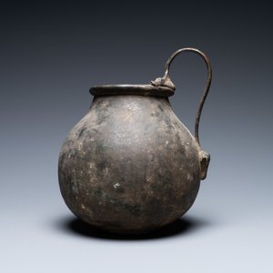 Een Romeinse bronzen kan met een ramskop aan de handgreep, 2/3e eeuw — foto 2