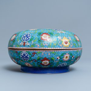 Een ronde Chinese cloisonné dekseldoos, 19e eeuw — foto 4