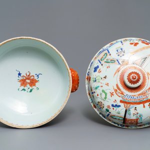 Een ronde Chinese famille verte dekselterrine met dames in een landschap, Yongzheng — foto 6
