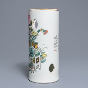 Een ronde Chinese qianjiang cai hoedensteun, gesign. Xu Pinheng, 19e eeuw — foto 2