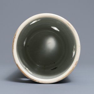 Een ronde Chinese qianjiang cai hoedensteun, gesign. Xu Pinheng, 19e eeuw — foto 5