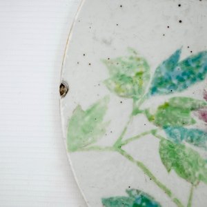 Een ronde Chinese qianjiang cai plaquette, 19/20e eeuw — foto 4