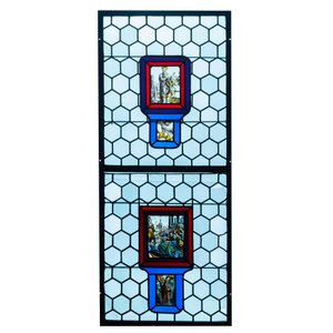 Een samengesteld glas-in-loodraam met polychrome, grisaille en zilvergele medaillons, Frankrijk, 16/17e eeuw — foto 2