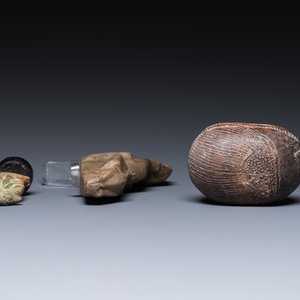 Een sculptuur van Osiris in groene steen, een scarabee in steatiet en een Thot in groene frit, Egypte, Nieuwe Rijk tot Ptolemaïsche periode — foto 6