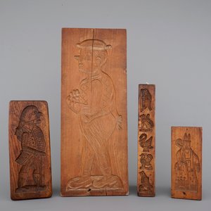 Een set van 4 speculaasplanken, 19e eeuw, incl. Sint-Nikolaas — foto 1