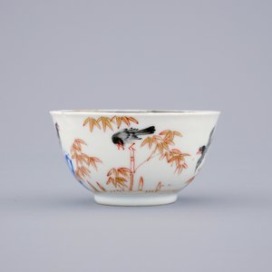 Een set van 6 Chinese koppen en schotels met vogels tussen bamboe, Yongzheng/Qianlong, 18e eeuw — foto 5