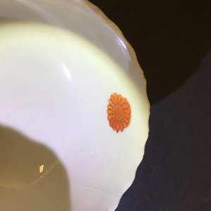 Een set van 8 grote Chinese famille rose koppen en 6 schotels met decor van tabaksbladeren, Qianlong, 18e eeuw — foto 18